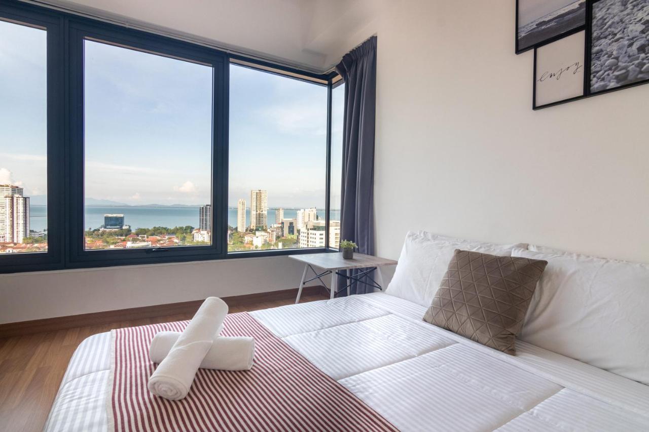 Tropicana 218 X Airlevate Suites Джорджтаун Экстерьер фото