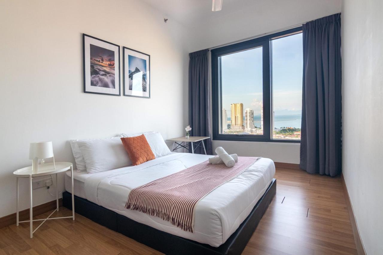 Tropicana 218 X Airlevate Suites Джорджтаун Экстерьер фото