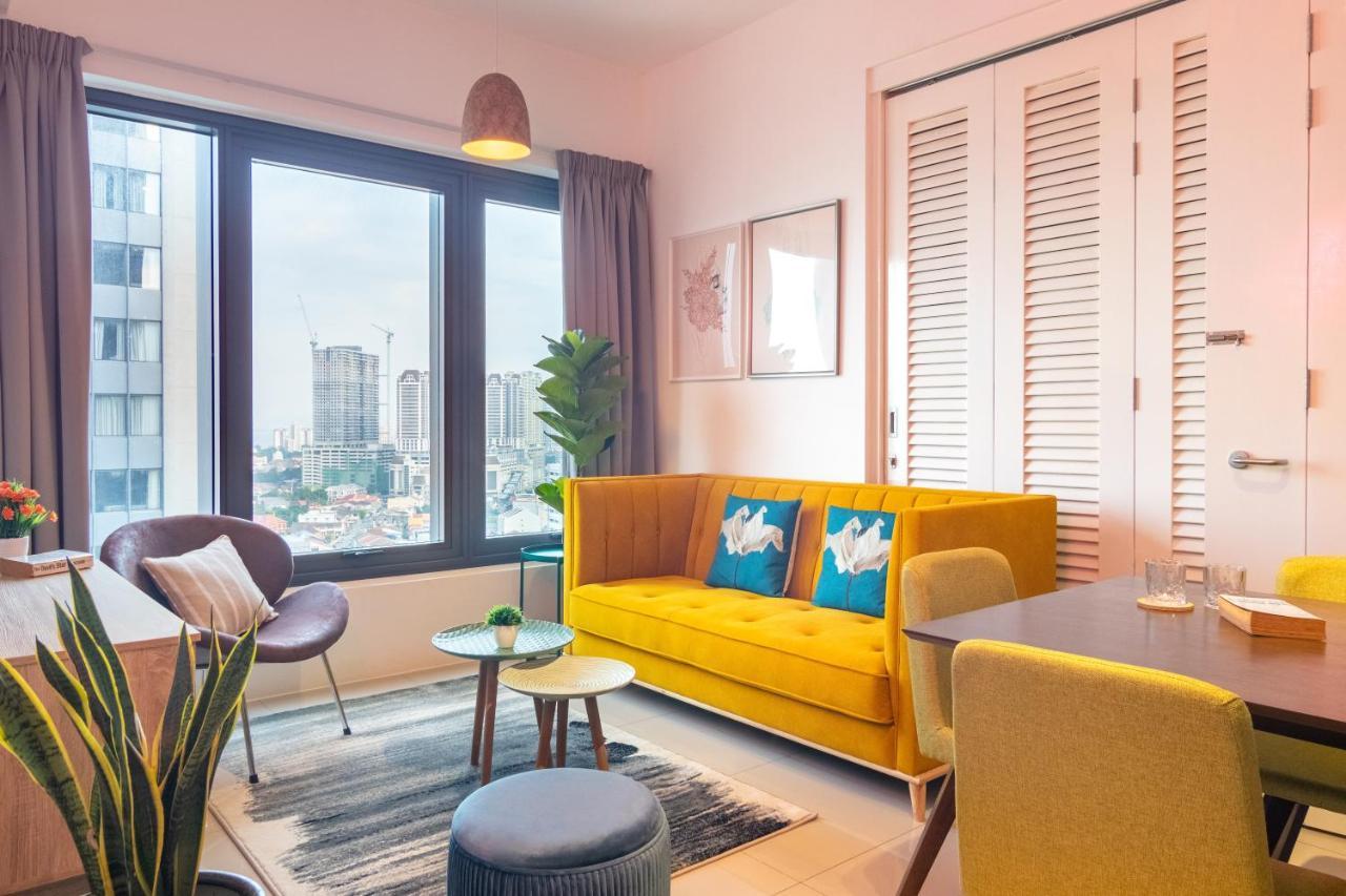 Tropicana 218 X Airlevate Suites Джорджтаун Экстерьер фото