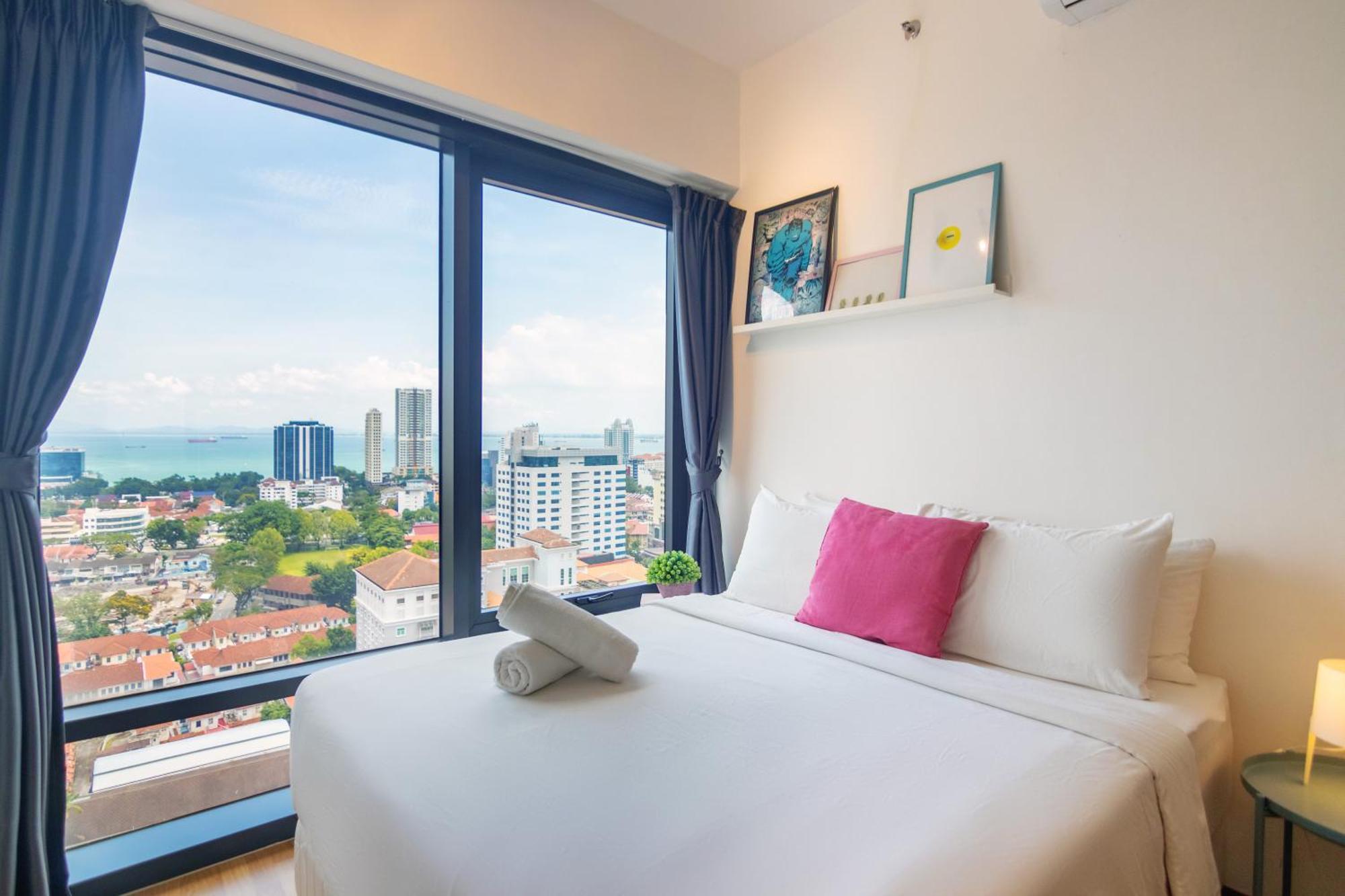 Tropicana 218 X Airlevate Suites Джорджтаун Экстерьер фото